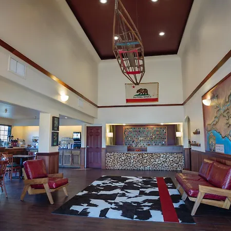 The Redwood Riverwalk, A Boutique Hotel-2
