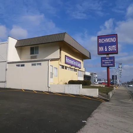 Richmond Inn And Suites-2