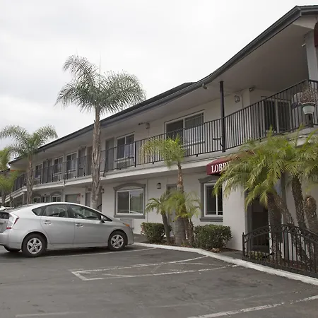 Harbor Inn & Suites Oceanside-3