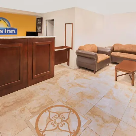 Days Inn By Wyndham Ontario Airport-2