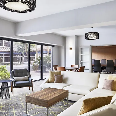 Delta Hotels By Marriott Phoenix Mesa-3