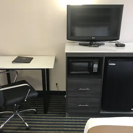 Quality Inn Savannah I-95-3