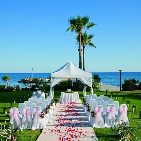 Amathus Beach Hotel Limassol-3
