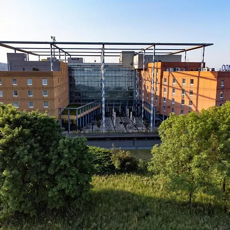 Trans World Hotel Donauwelle-3