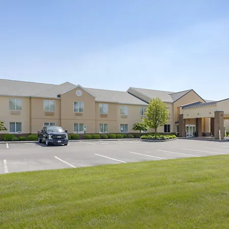 Quality Inn & Suites Sandusky-3