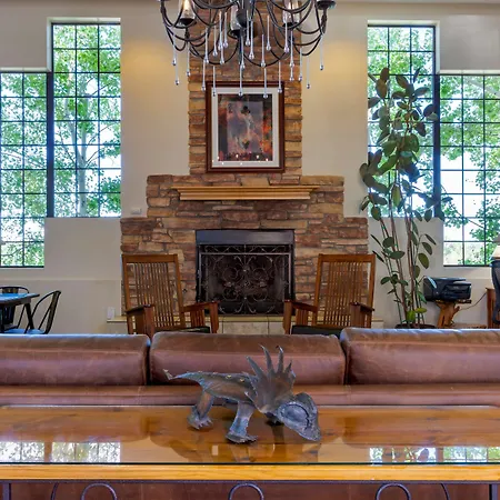 Best Western Paint Pony Lodge-2