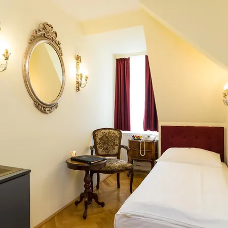 Hotel Regina-3