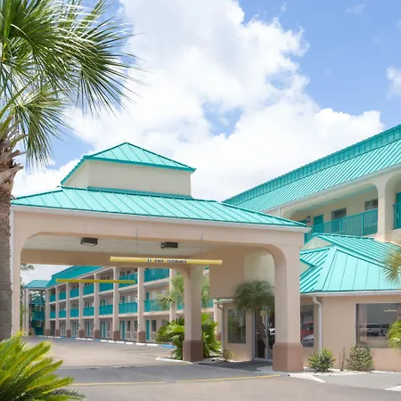 Days Inn By Wyndham Gulfport-3