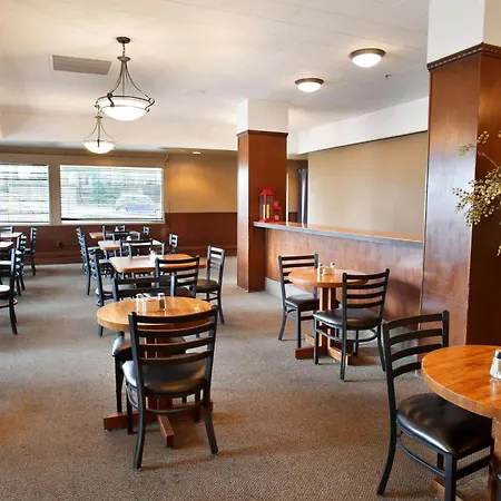 Red Lion Inn & Suites Olympia, Governor Hotel-3
