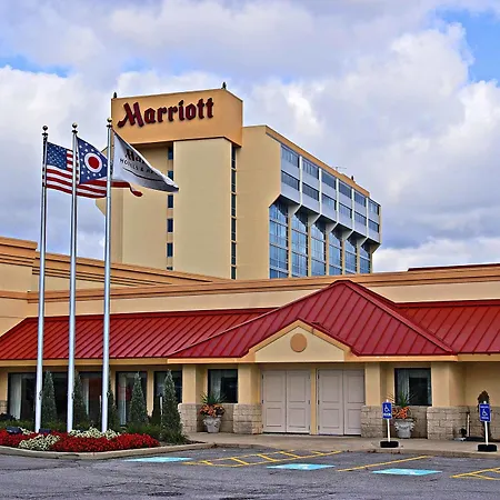Wyndham Cleveland Airport-3