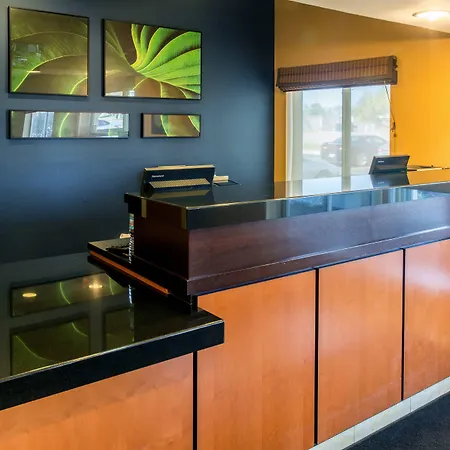 Fairfield Inn & Suites Canton-3