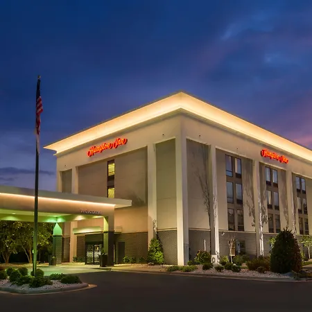Hampton Inn Goldsboro-2
