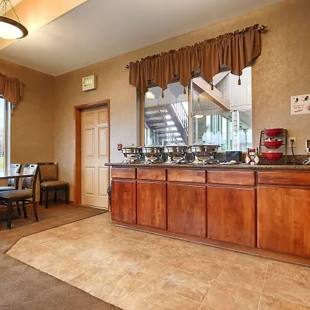 Best Western Holiday Hotel-3