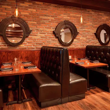 Doubletree By Hilton Roseville Minneapolis-3