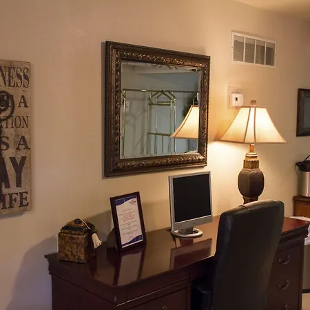 All American Inn & Suites Branson-3