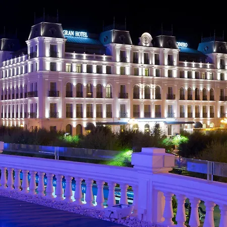 Gran Hotel Sardinero-3