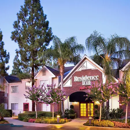 Residence Inn Bakersfield-3