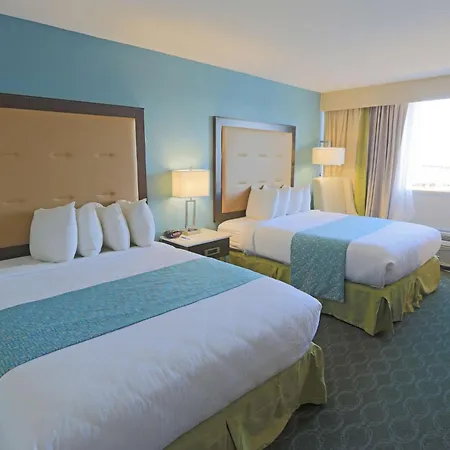 Wyndham Garden Kenosha Harborside-2
