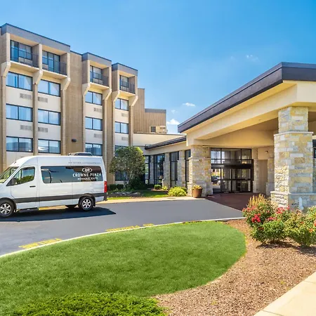 Crowne Plaza Milwaukee Airport By Ihg-3