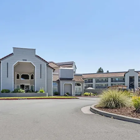 Country Inn & Suites By Radisson, Vallejo Napa Valley, Ca-2