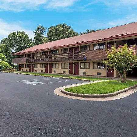 Red Roof Inn Hickory-2