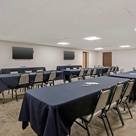 Best Western Plus Waterloo & Cedar Falls-2