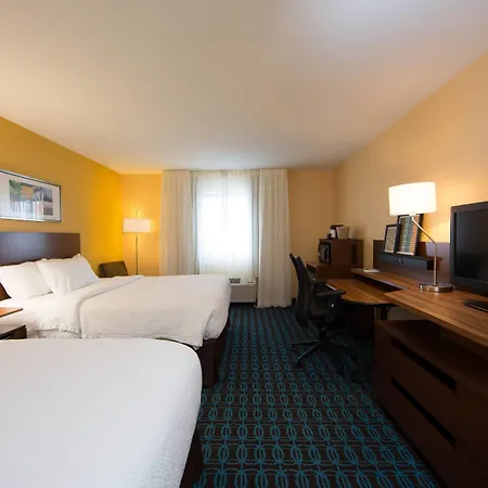 Fairfield Inn & Suites Burlington-2