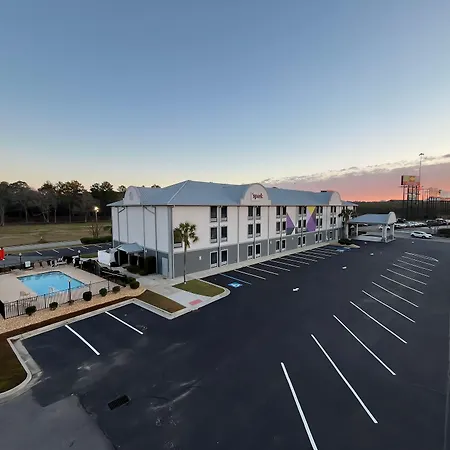Spark By Hilton Tifton-3
