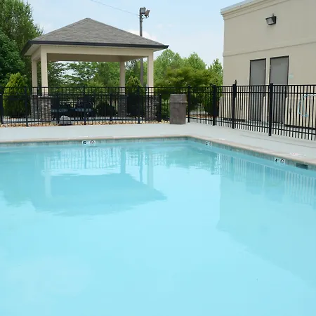 Baymont By Wyndham Clarksville-2