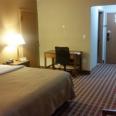 Quality Inn & Suites Marion-3