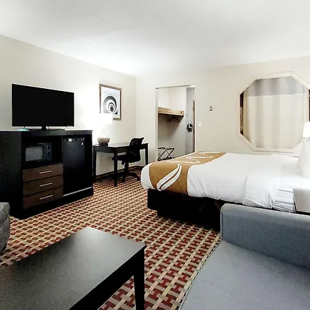 Quality Inn & Suites Marion-2