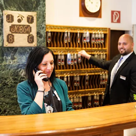 Hotel Royal-2