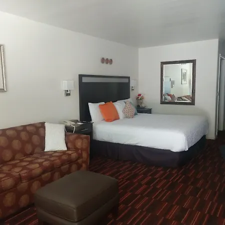 Windemere Hotel & Conference Center-2