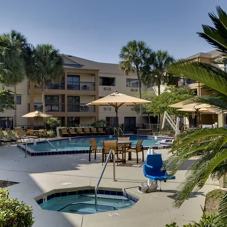 Courtyard By Marriott Ocala-3