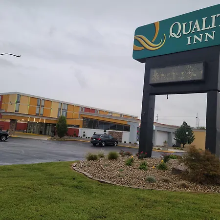 Quality Inn Terre Haute University Area-3