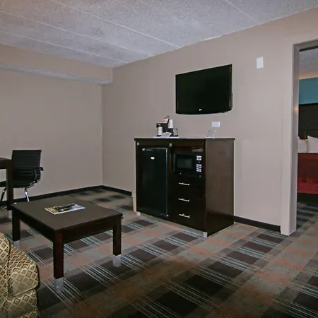 Days Inn & Suites By Wyndham Springfield On I-44-3