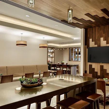 Marriott Cincinnati Northeast-3