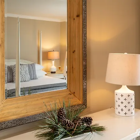 Refuge Inn-2