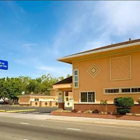 Americas Deluxe Inn- Marysville-3