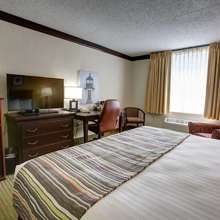 Country Inn & Suites By Radisson, Traverse City, Mi-2
