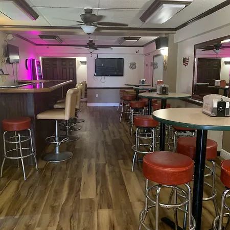 Americas Best Value Inn & Suites Melbourne-3