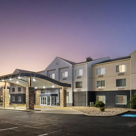 Fairfield Inn & Suites Butler-2