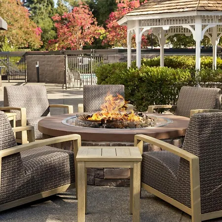 Courtyard By Marriott Santa Rosa-2
