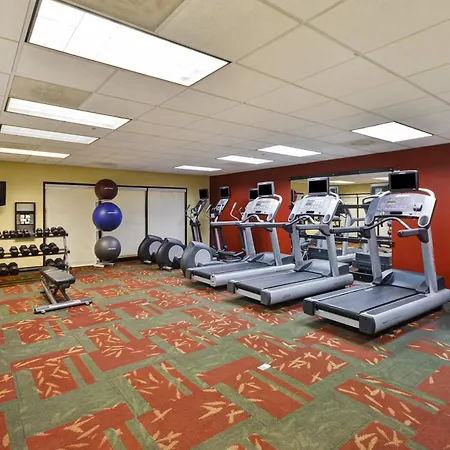 Courtyard By Marriott Springfield-2