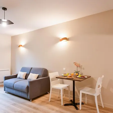 Appart'City Versailles Saint Cyr l'Ecole-3