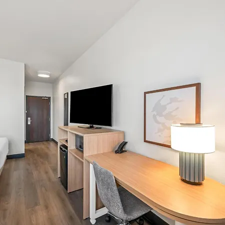 Spark By Hilton Fort Stockton-3