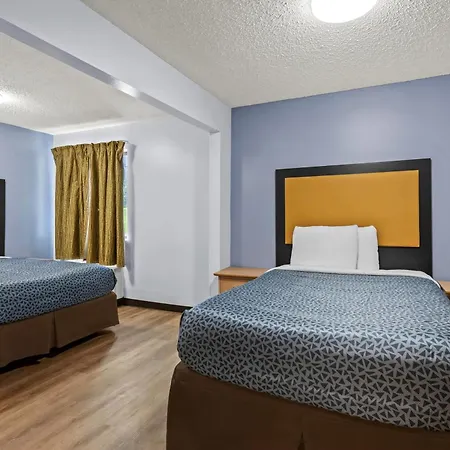 Suburban Studios Brentwood - Nashville-3