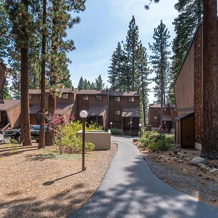 Club Tahoe Resort-3