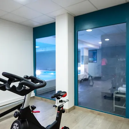 Nemea Appart Hotel Quai Victor Tours Centre-3