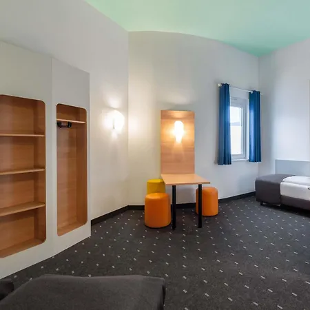 B&B HOTEL Wuppertal City-Süd-3
